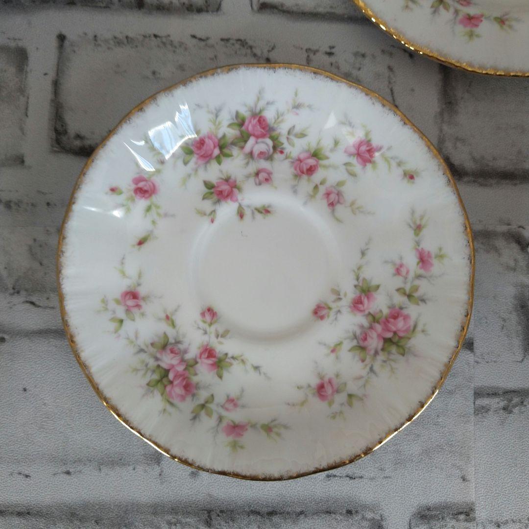 パラゴン PARAGON ビクトリアナローズトリオ