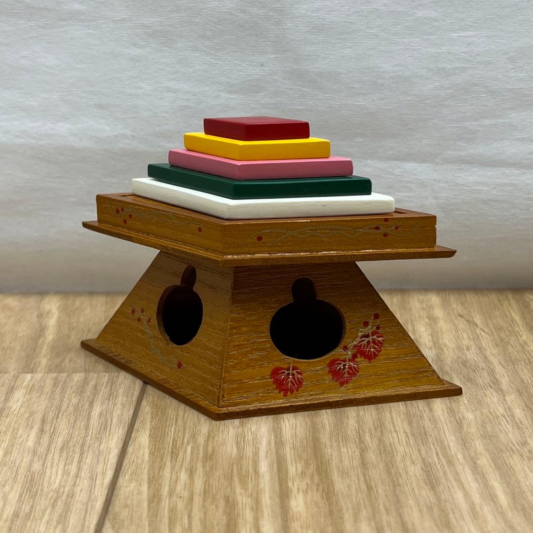 雛人形　桃の節句　雛道具 ケヤキ塗蔦蒔絵