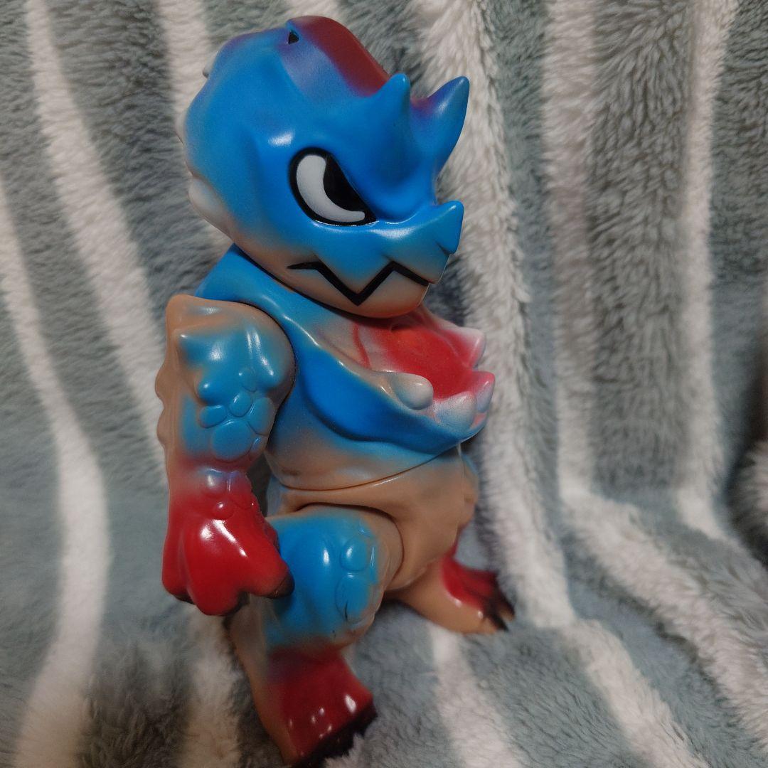 ユーキデイドリーマー　ダイノワン　ソフビ　インディーズソフビ