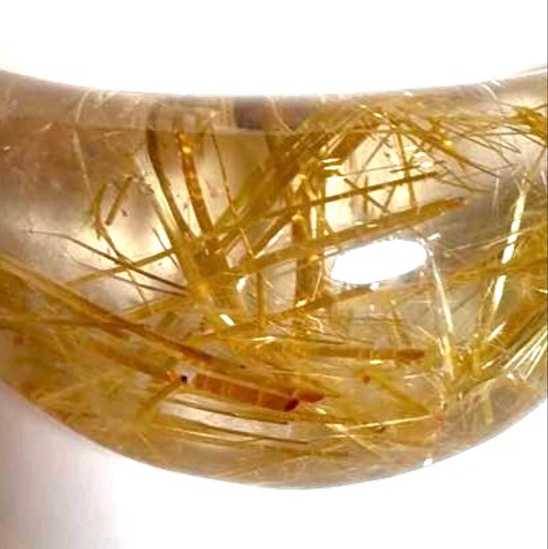 破格値❤️高品質ゴールデンルチルクォーツ　月のペンダント　タイチンルチル