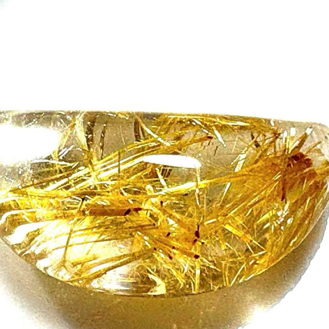 破格値❤️高品質ゴールデンルチルクォーツ　月のペンダント　タイチンルチル