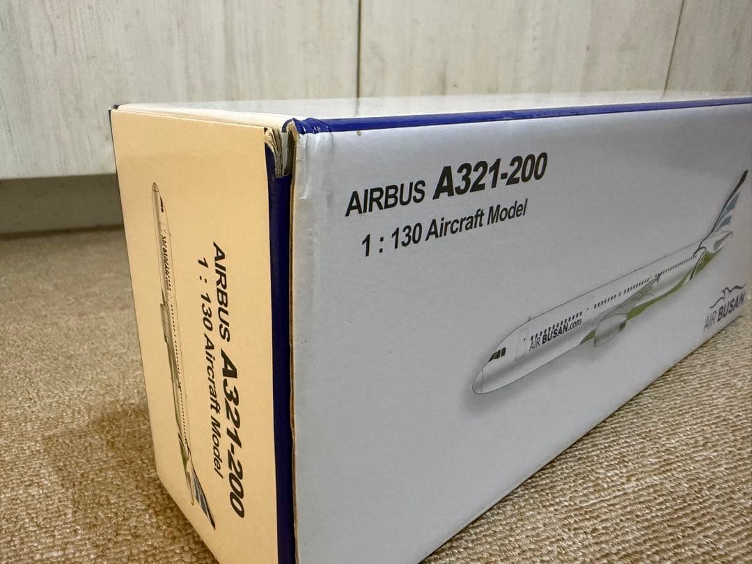 【超稀少】エアプサン A321-200 1/130サイズ モデルプレーン