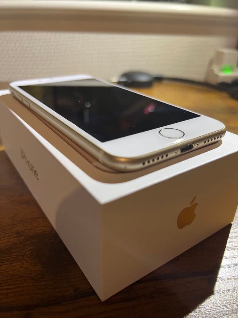 Apple iPhone 7 128GB ゴールド