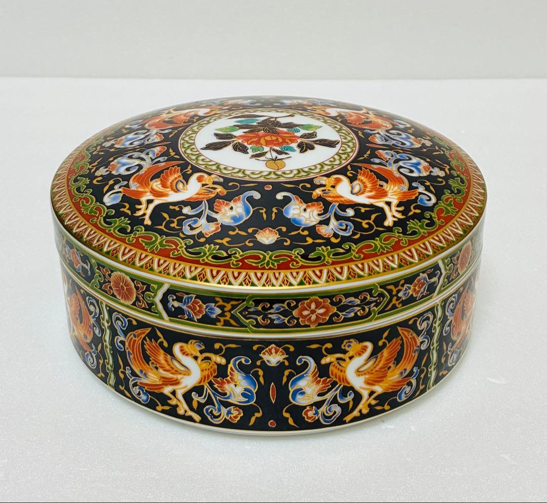 高級美術 有田焼 華山窯 明治香蘭社意匠 ブラックホーソン 金襴手鳳凰蓋物 菓器