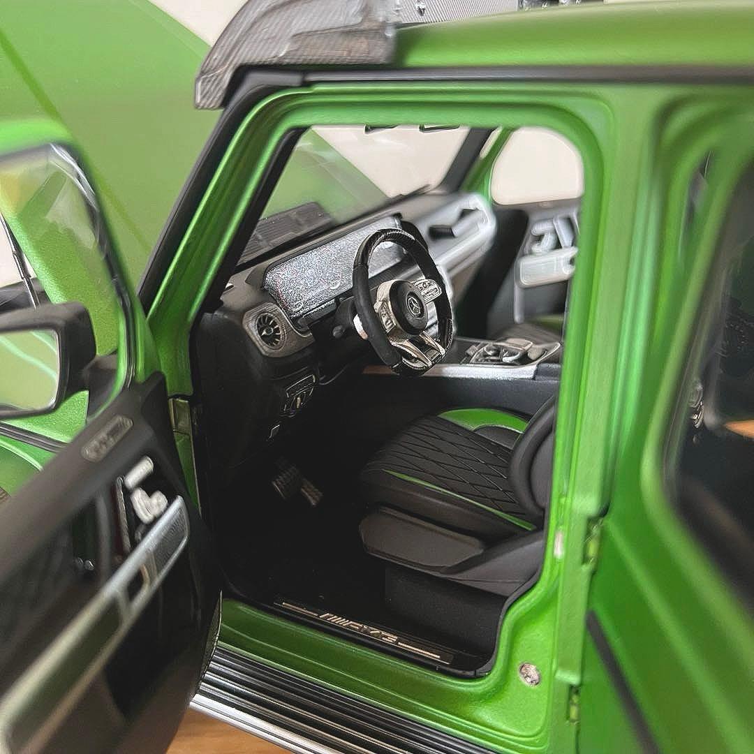 【美品】Almost Real 1/18 メルセデスAMG G63 4x4