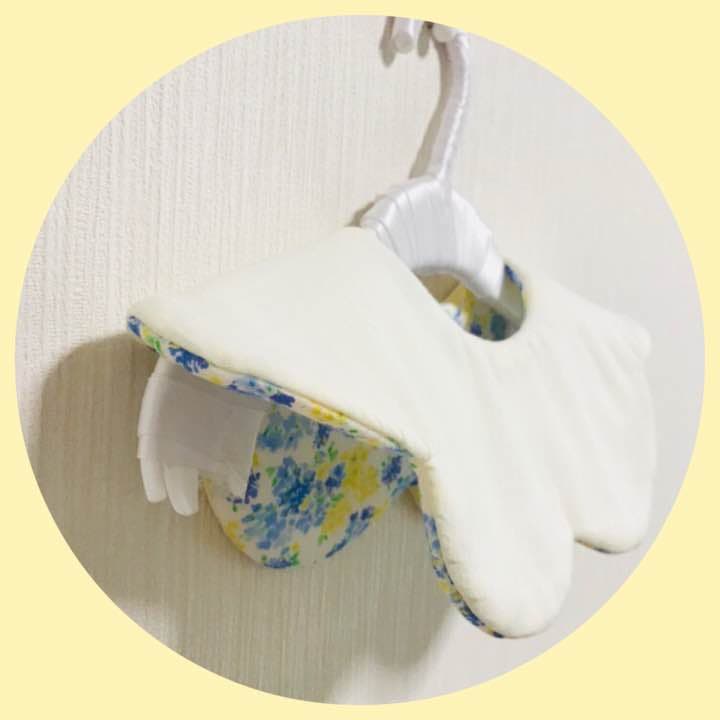 No.12♡青色小花のふわふわ花びらスタイ♡