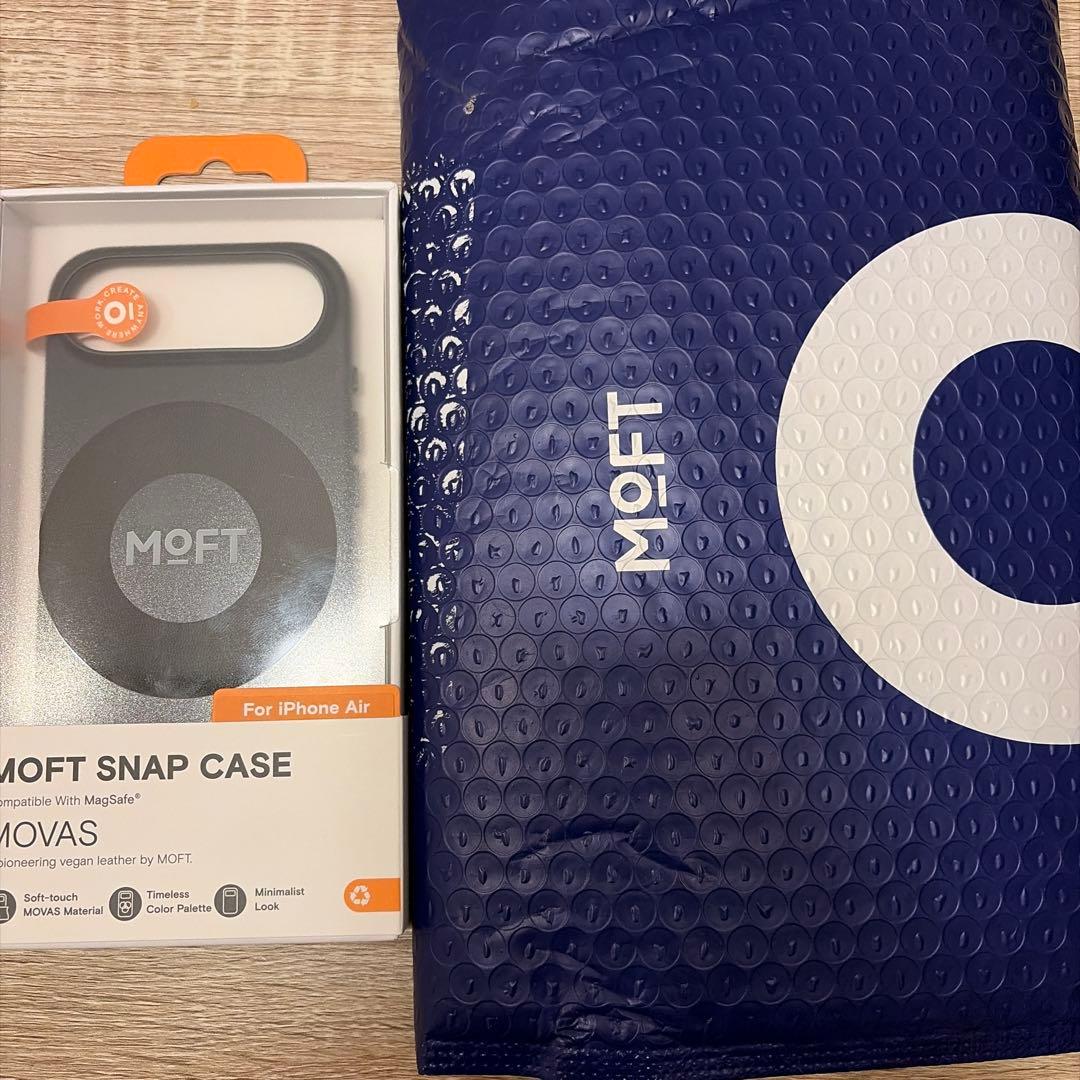 IPhone AIR対応 MOVASレザーケース　ブラックmoft