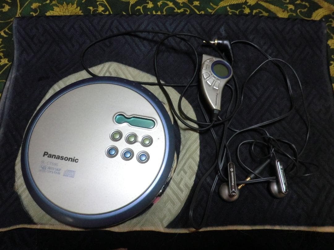 Panasonic SL-CT590 ポータブルCDプレーヤー