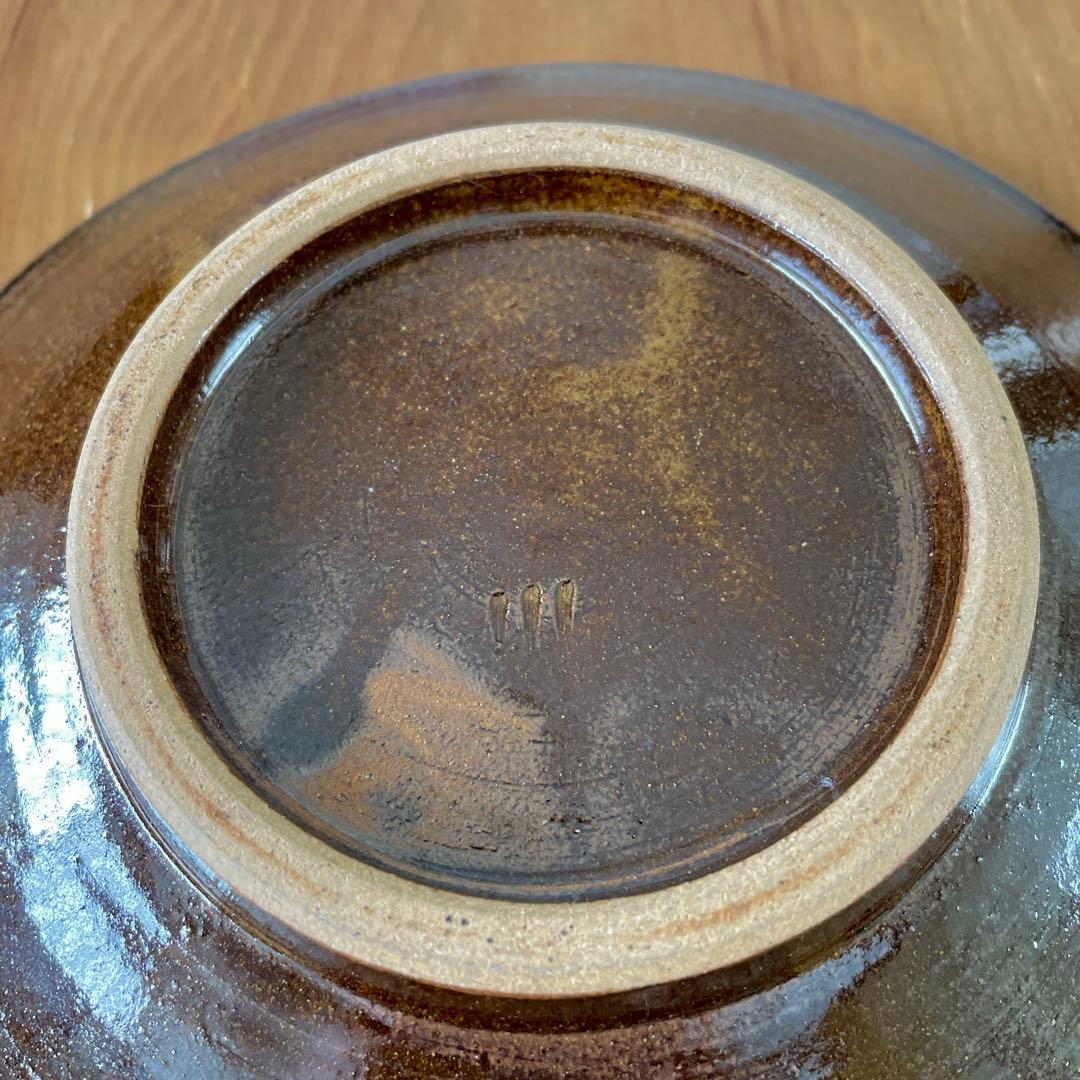 やちむん《陶器屋須藤》の7寸皿と《龍門司焼》のマグカップセット　民藝