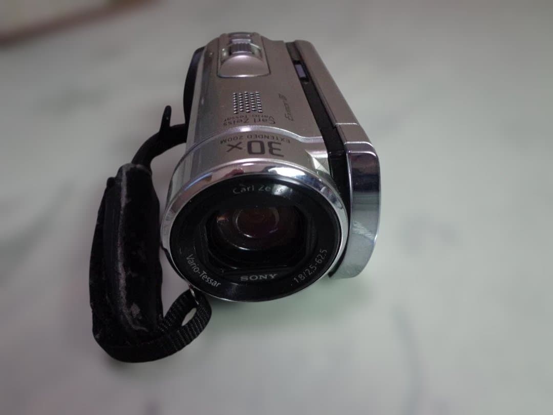 【実用品】SONY HDR-PJ210 プロジェクター付き30倍ズーム カメラ
