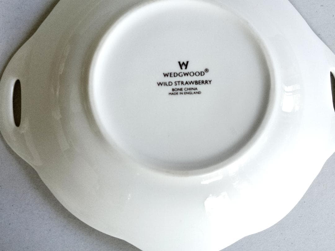 ウエッジウッド　ワイルドストロベリー　皿、紅茶・コーヒー揃い、ポットなど 37点