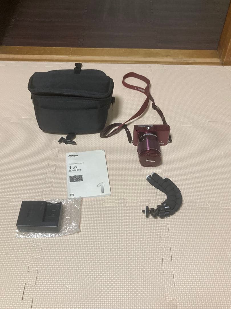ジャンク品　Nikon J3 ミラーレスカメラ 1 NIKKOR 10-30mm