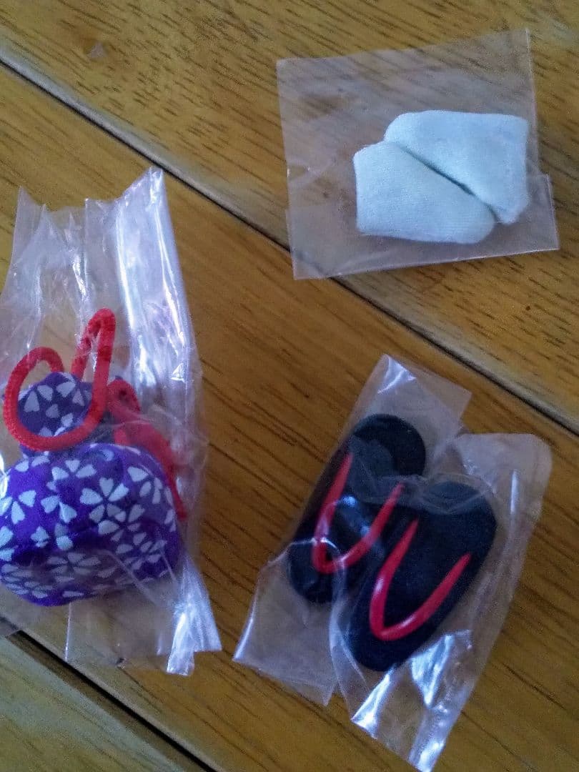 ♥箱無し新品♥袴リカちゃん・エンジ袴茶髪ヘアー