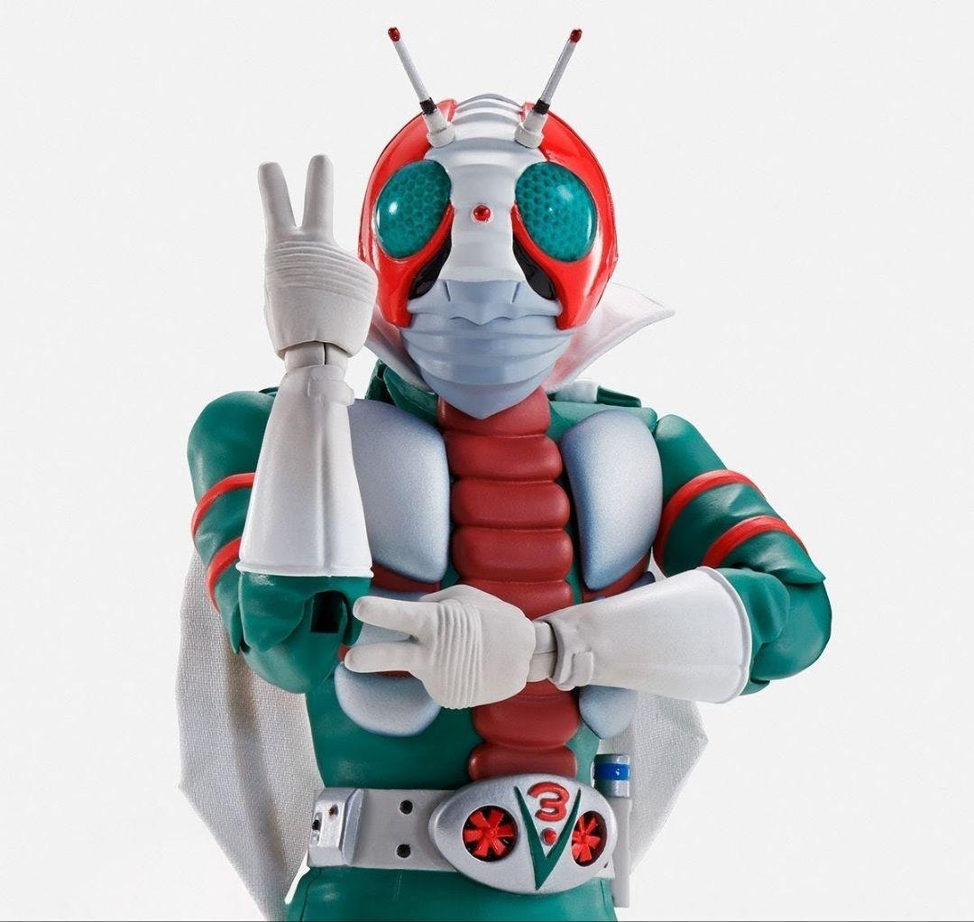 フィギュアーツ 真骨彫 仮面ライダー V3