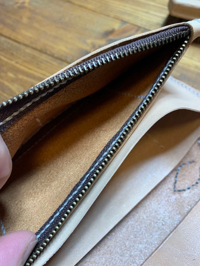 栃木leather ロングウォレット