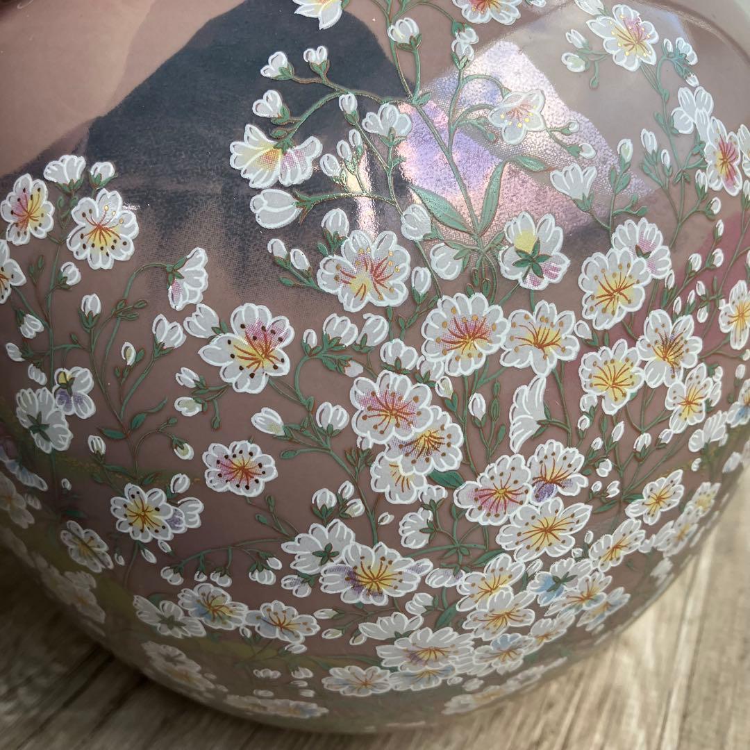 D-壁【極美品】九谷焼 花瓶 桜に富士図 蝶 木札付 壺 金彩 縁起物