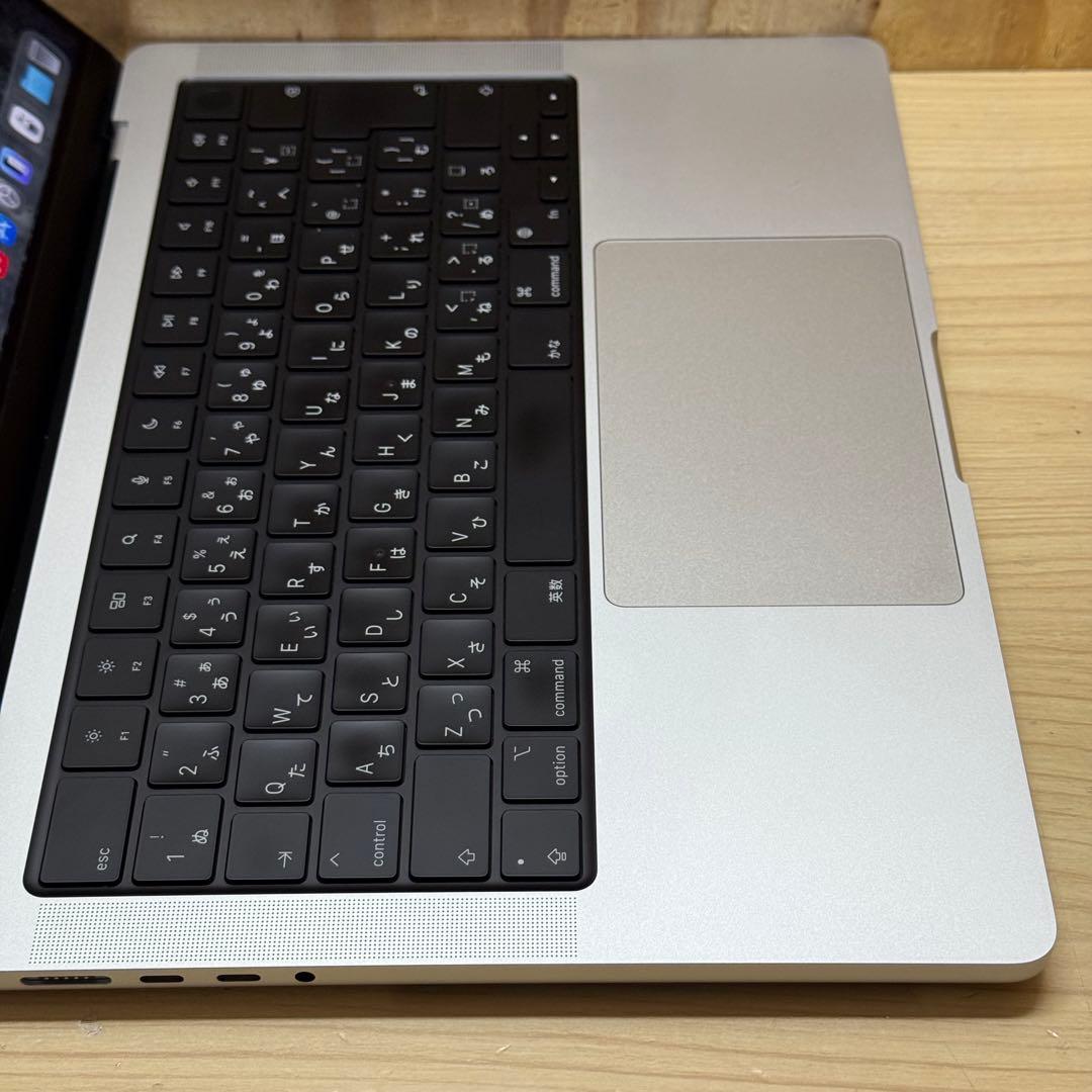 MacbookPro M1 Pro 2021 32GB SSD1TB充放電84回