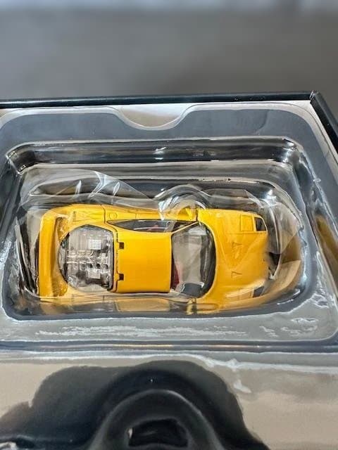 【未使用・TOMYTEC】フェラーリ F40（黄色）　Ferrari F40
