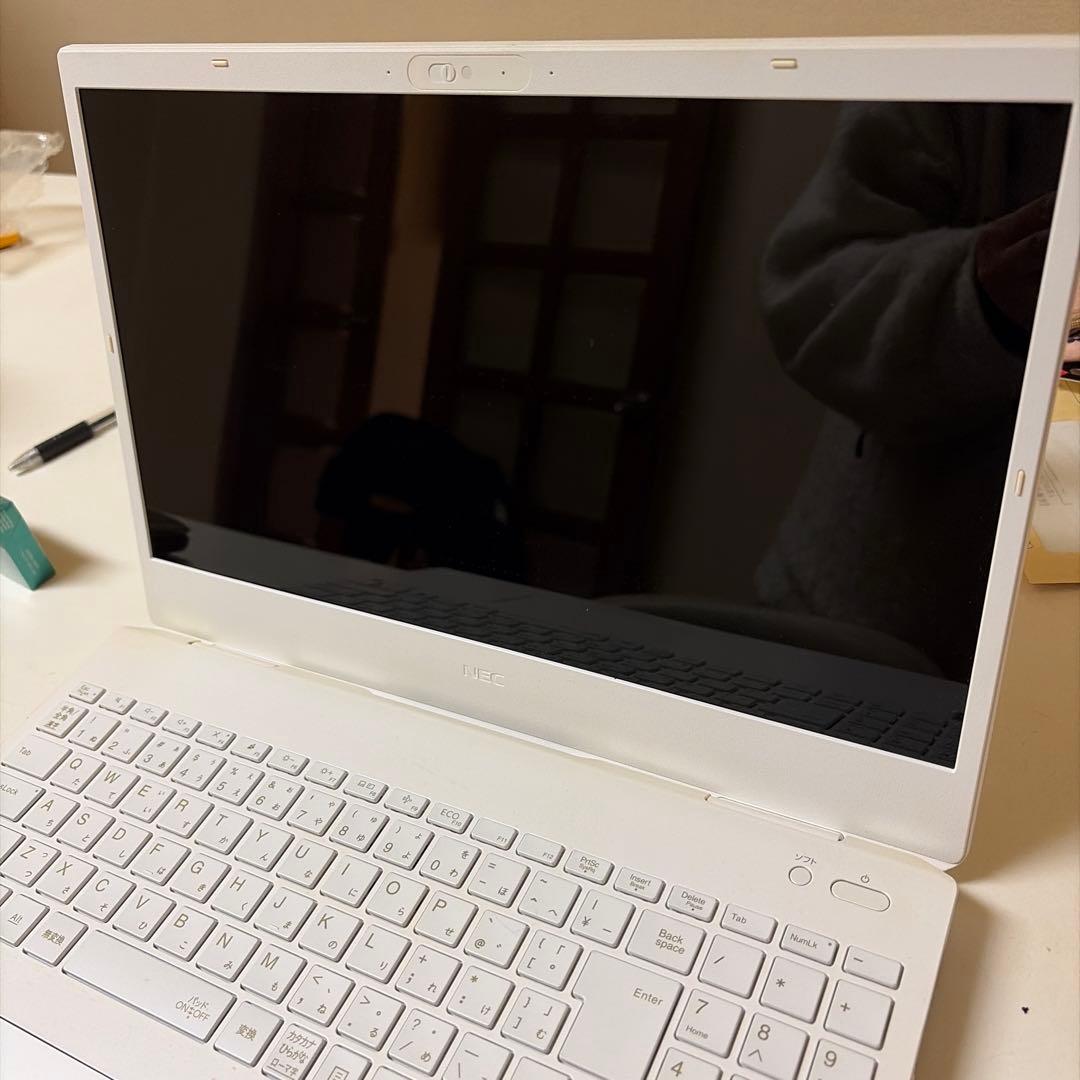 NEC LaVie ホワイトノートPC 美品です♪