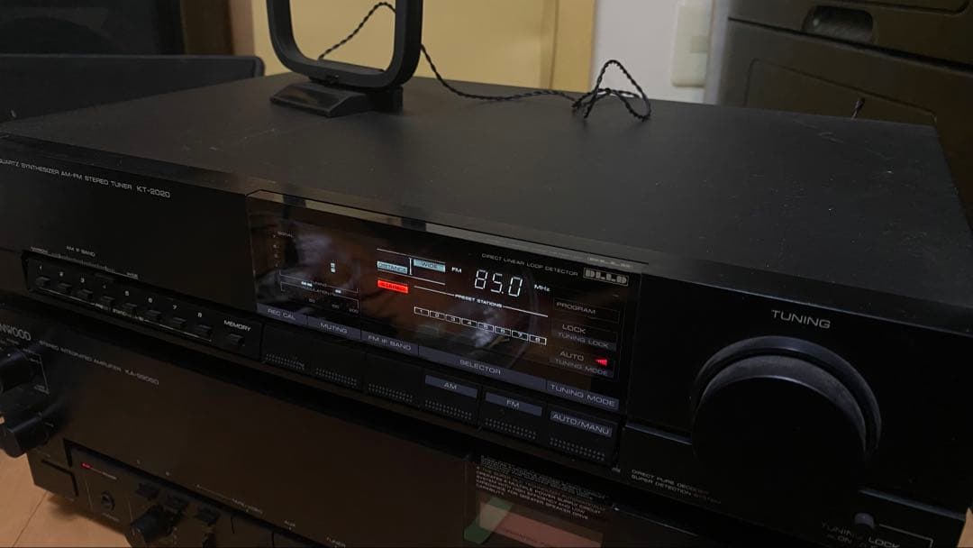 ケンウッドチューナーKT-2020 (音出し 動作品)