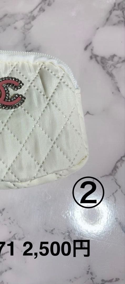 すぎT hvnf 　キルティングポーチ