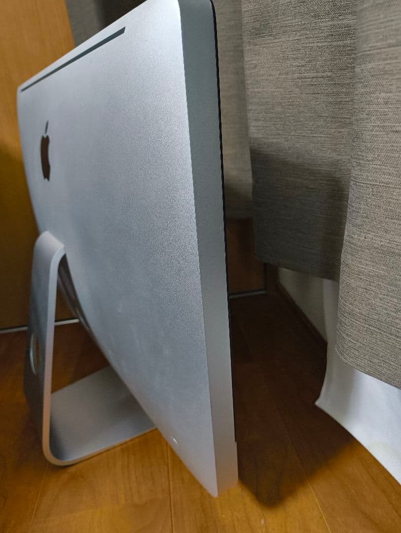 Apple iMac 21.5インチ Mid 2010 改造品