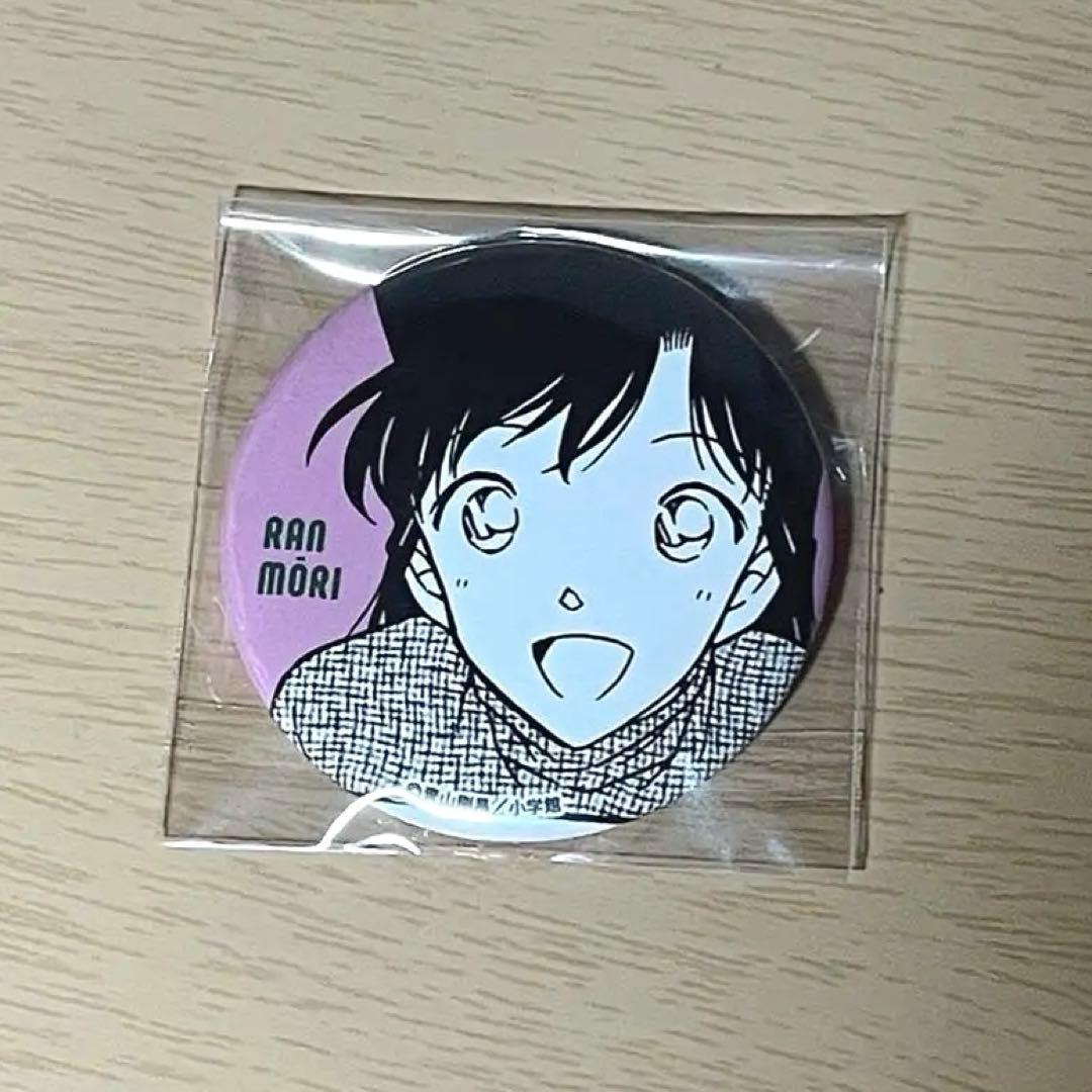 毛利蘭 公式アプリ 缶バッジ 緋色の弾丸 名探偵コナン